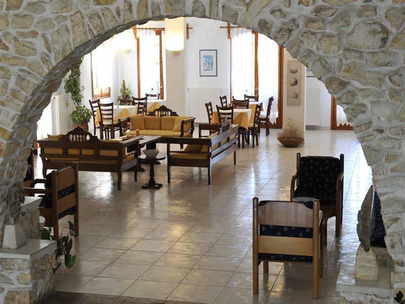 Eri Hotel Páros Exteriér fotografie